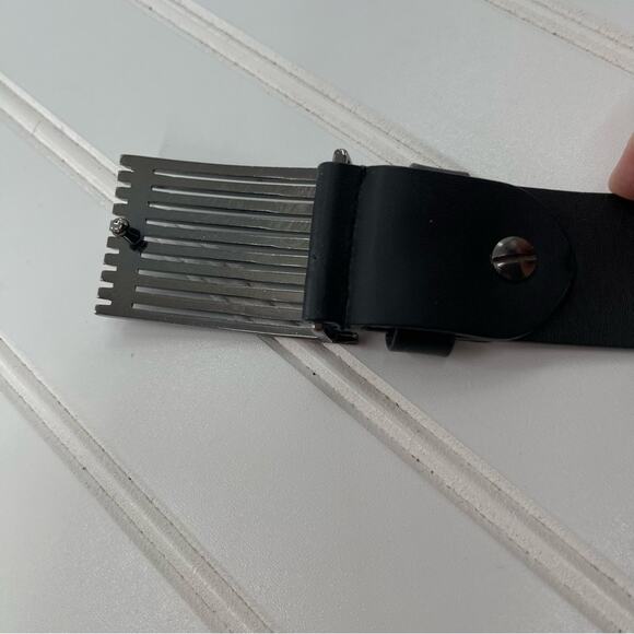 Sisley 100% Leather Black Belt Size XL - Picture 6 of 9